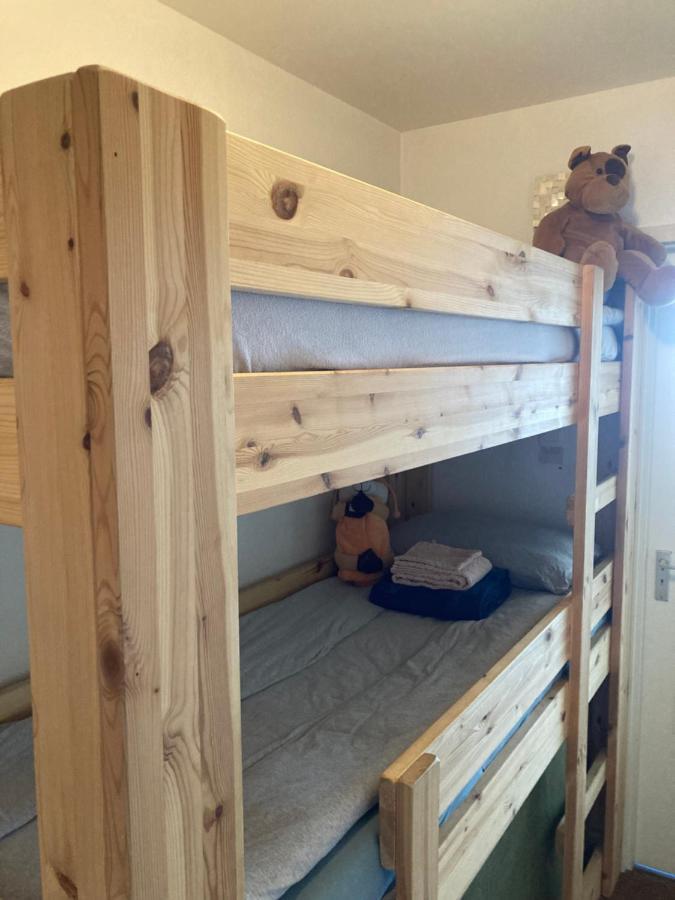 Tiny Apt W/ Balcony And Seaview, Even Out Of Your Bed ! أوستيند المظهر الخارجي الصورة